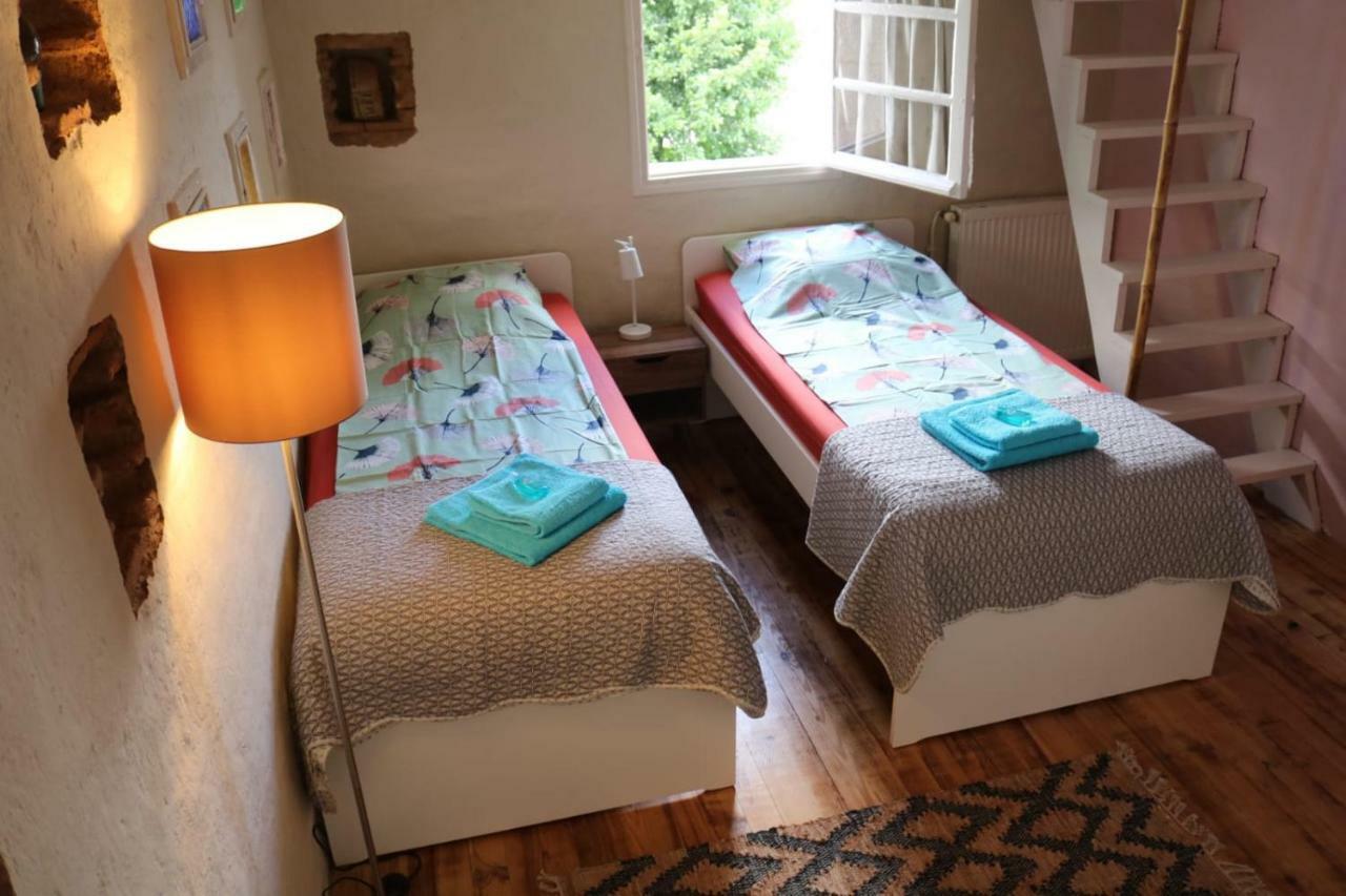 Chez Jan Et Nicole - Gite Toulouse Bed & Breakfast Le Temple-sur-Lot Bagian luar foto